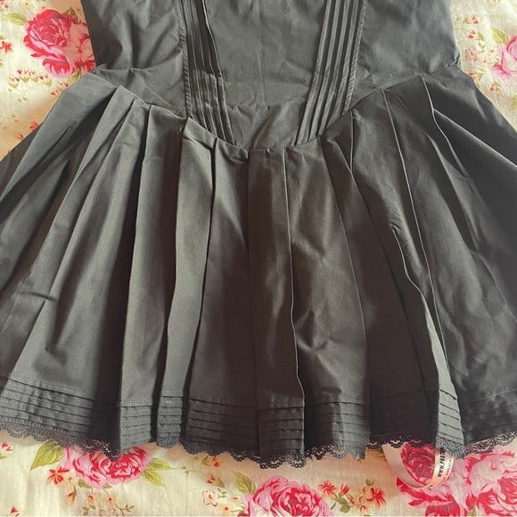 NEW! House of CB- Jemima Black Pin Tuck Pleated Mini Dress Size Large Ruffles - Picture 5 of 10